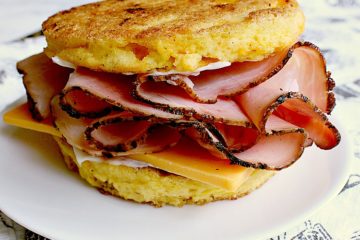 Low carb-easy-keto-90-second-keto-bread-550