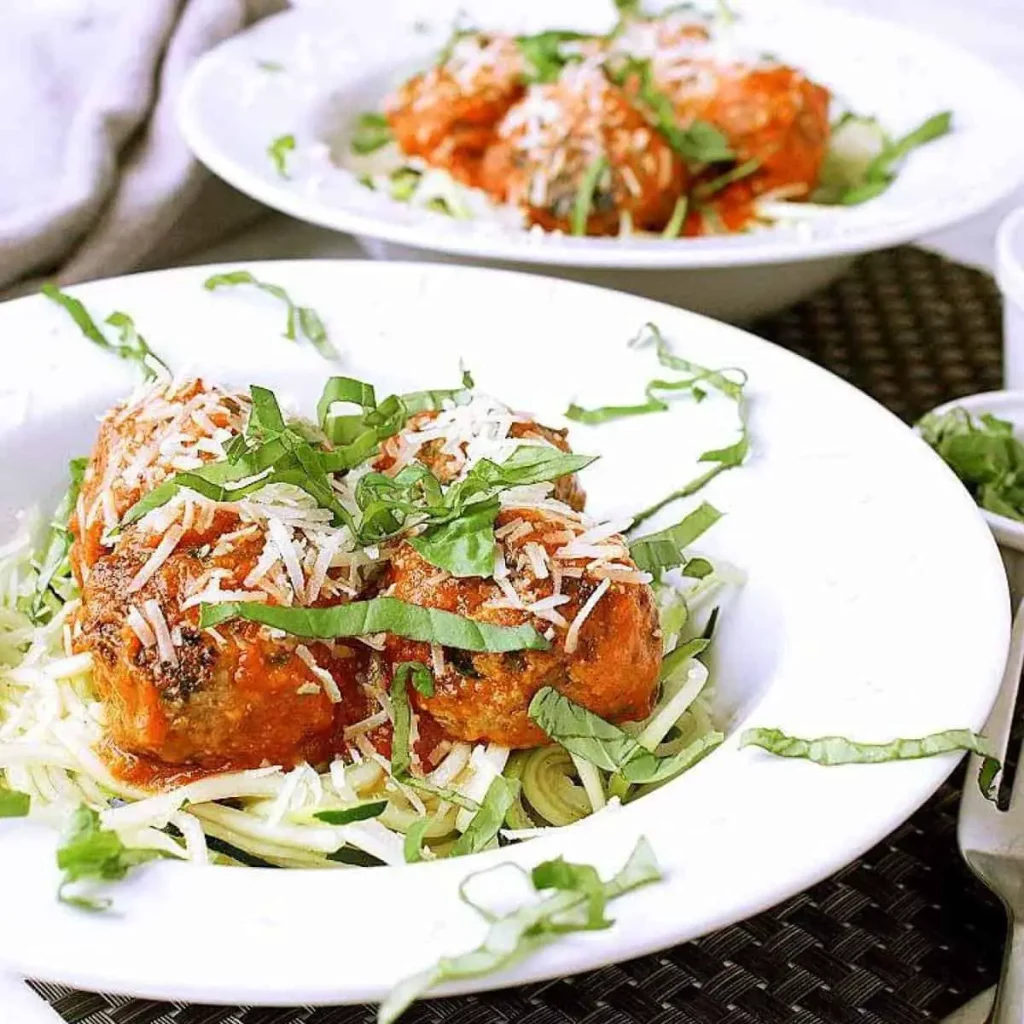 low carb spaghetti meatballs zoodles feature