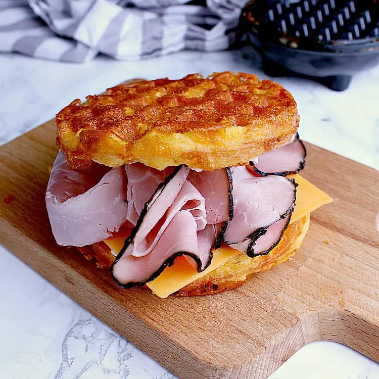 chaffle sandwich with ham and cheese.