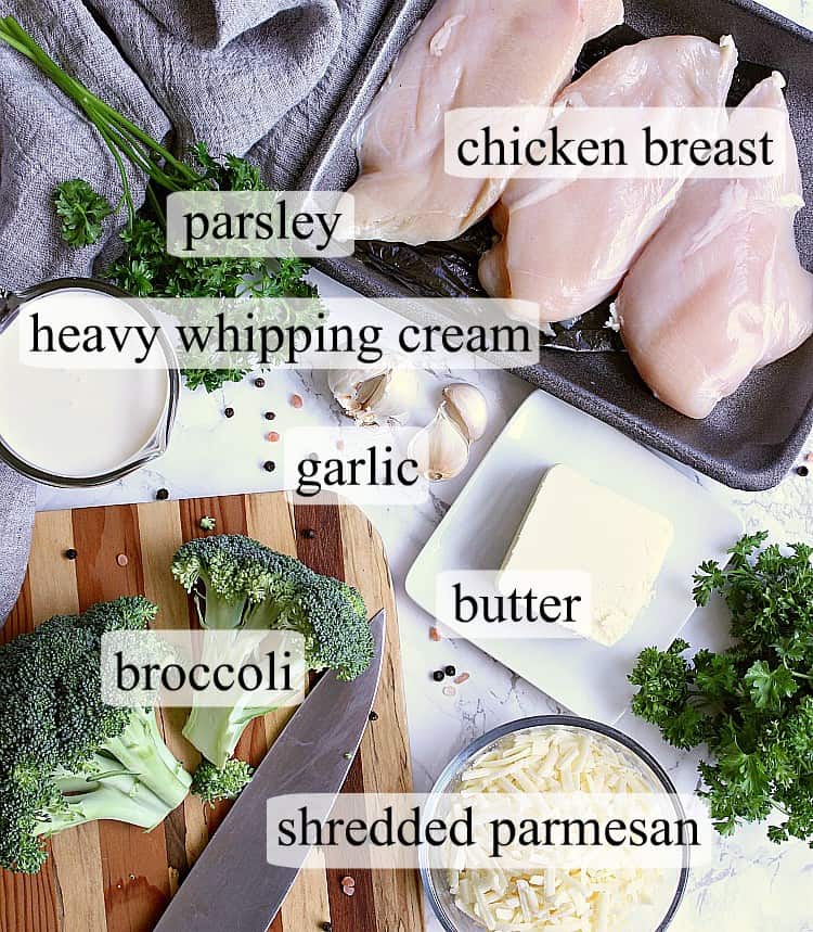 All ingredients used in this Skillet Keto Chicken Alfredo.